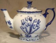 Teapot 1 Liter Delft Tulip Decoration 7inch