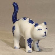 Mini Cat Tail Up 1 3/4 inch high